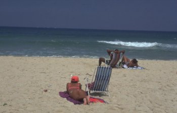 Beach without adjustments